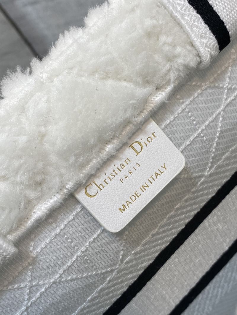 Christian Dior Shopping Bags